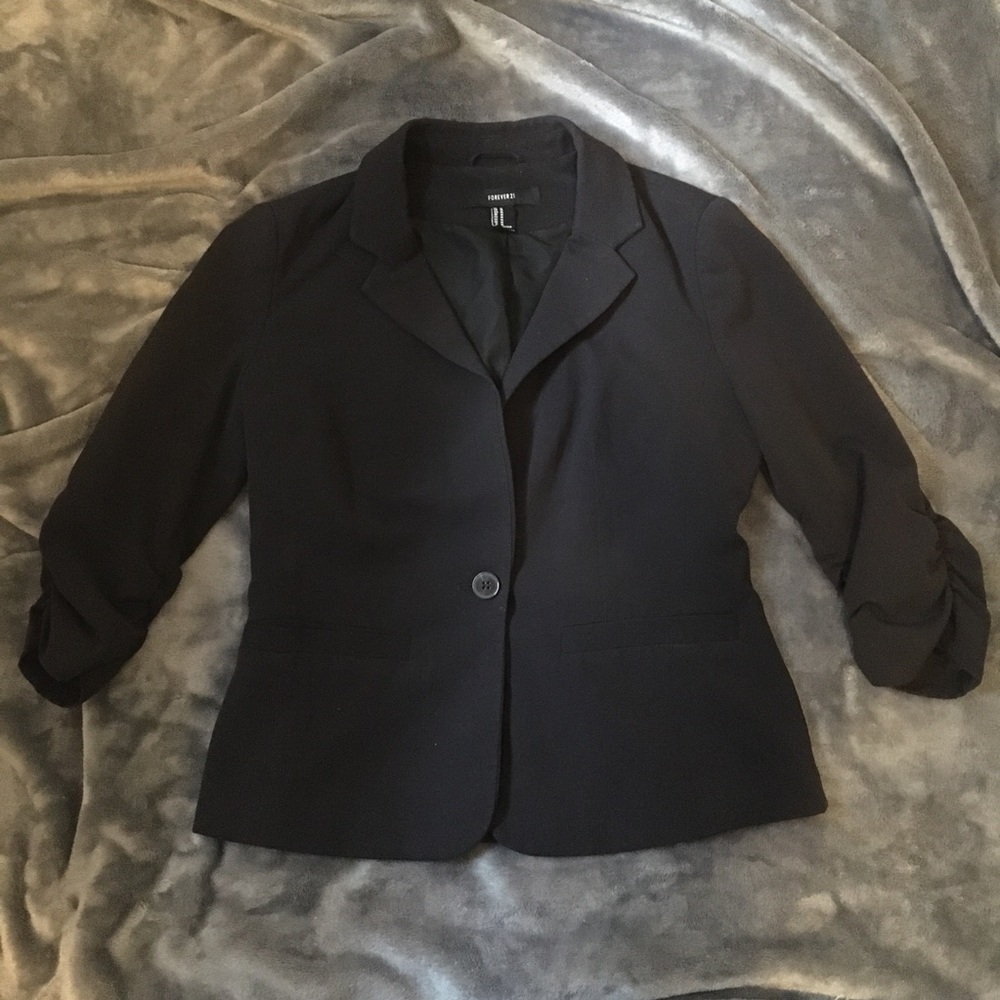Forever 21 Women’s Black Crop Jacket